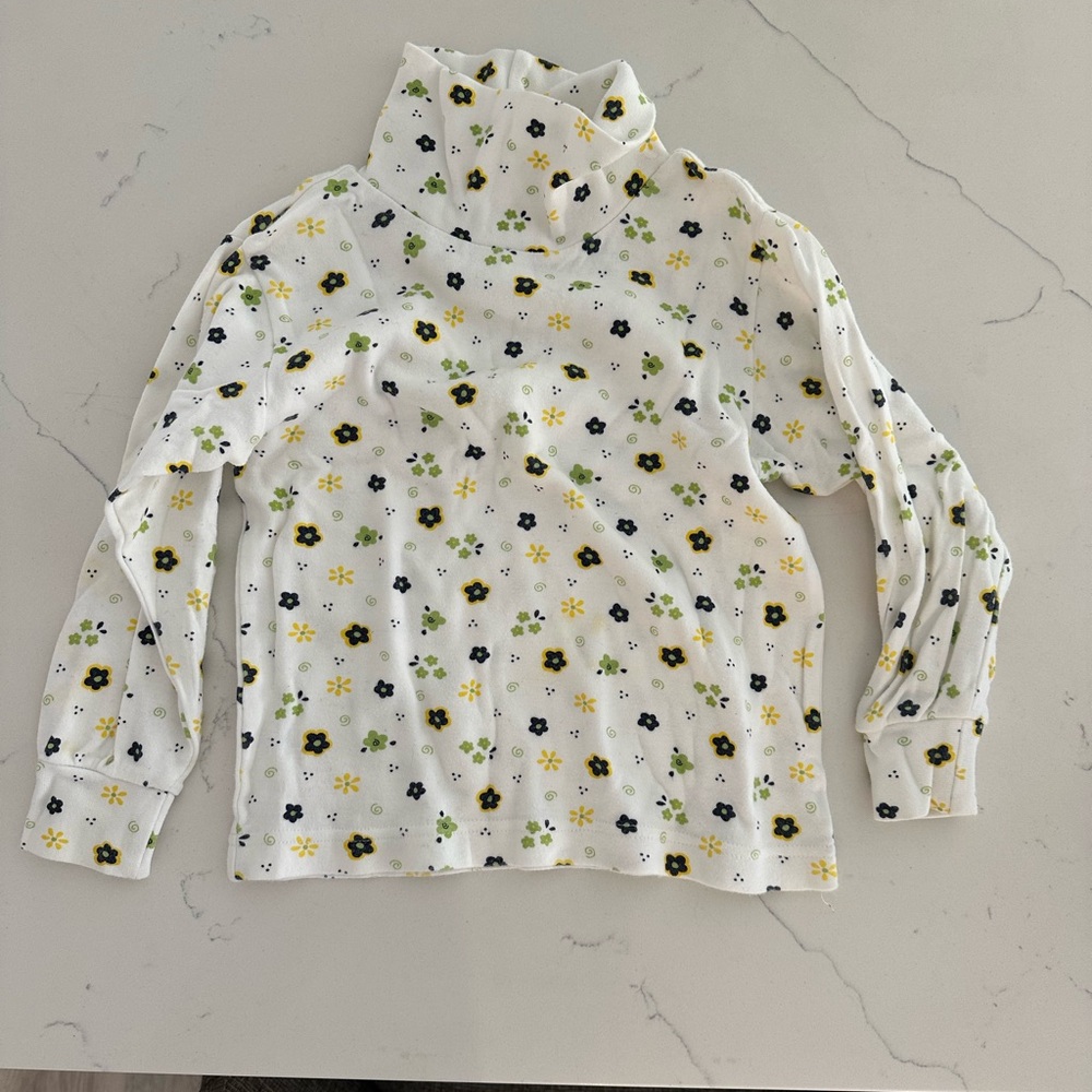 Girls turtleneck